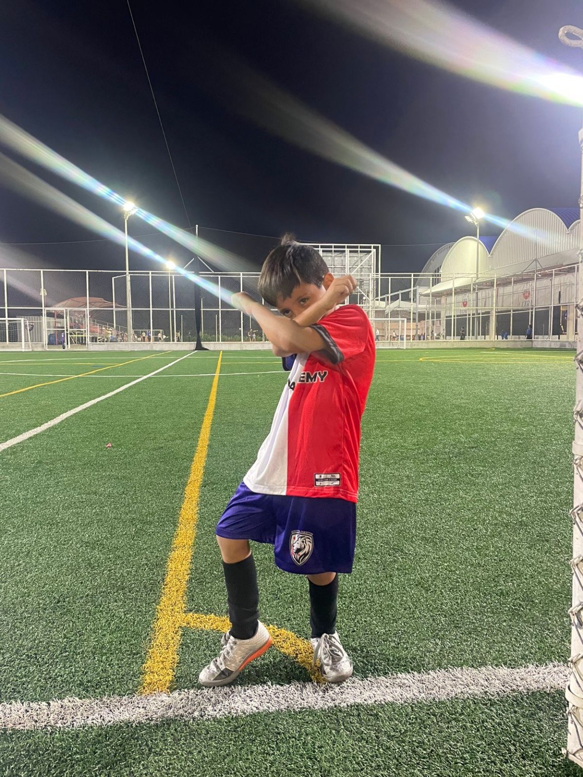 Jugador de Leones Academy en cancha